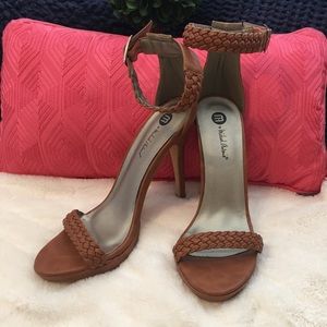 Michael Antonio Heels